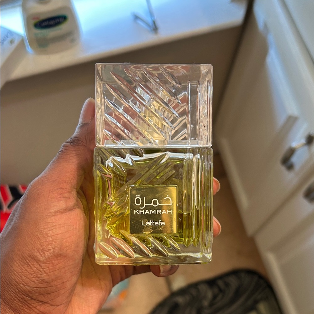Lattafa Khamrah Perfume